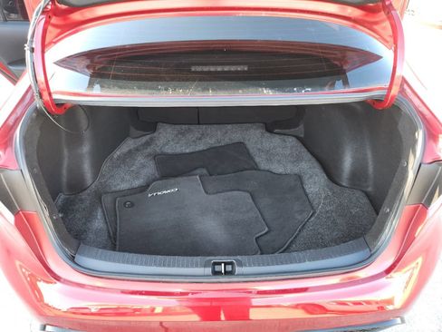Used 2022 Toyota Corolla SE w/ Carpet Mat Package (TMS) FWD image 12