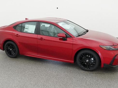 New 2026 Toyota Camry SE FWD image 12