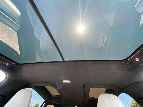 Used 2019 Tesla Model X Performance AWD/4WD image 13