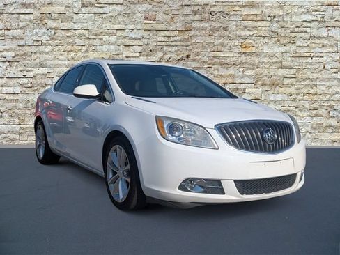 Used 2016 Buick Verano Leather w/ Driver Confidence Package FWD image 2