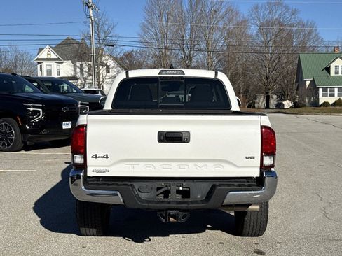 Used 2022 Toyota Tacoma SR5 image 6