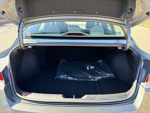 New 2026 Hyundai Elantra Sport image 21