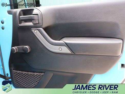 Used 2017 Jeep Wrangler Sport w/ Quick Order Package 23S AWD/4WD image 8