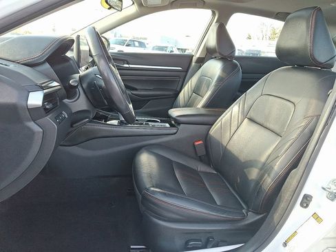 Used 2023 Nissan Altima 2.5 SR w/ SR Premium Package AWD/4WD image 15