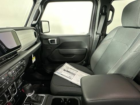 New 2026 Jeep Gladiator Willys image 21