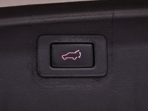 Used 2018 Subaru Outback 3.6R Limited image 33