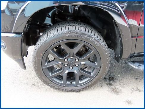 Used 2019 RAM 1500 Laramie image 4