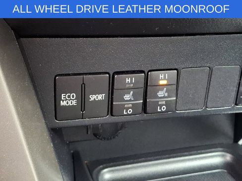 Used 2013 Toyota RAV4 Limited AWD/4WD image 23