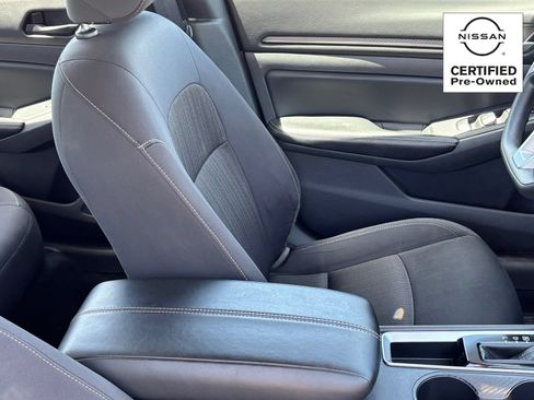 Certified 2025 Nissan Altima 2.5 SV FWD image 10