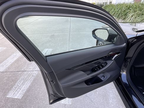 New 2026 BMW 530i w/ M Sport Package image 8