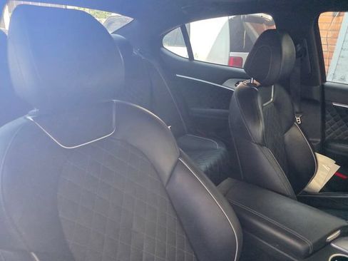 Used 2021 Genesis G70 3.3T w/ Sport Package AWD/4WD image 14