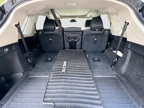 Used 2024 Acura MDX SH-AWD w/ Technology Package image 33