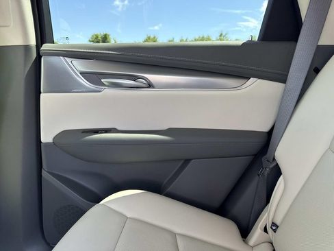 New 2026 Cadillac XT5 Premium Luxury w/ Driver Assist Package FWD image 15