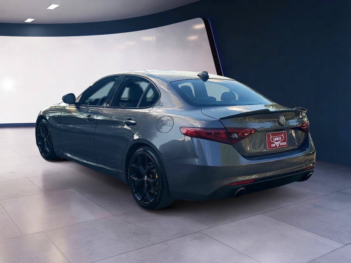 Used 2021 Alfa Romeo Giulia Ti w/ Nero Edizione RWD image 3
