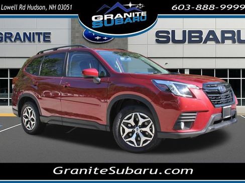 Used 2022 Subaru Forester Premium AWD/4WD image 1