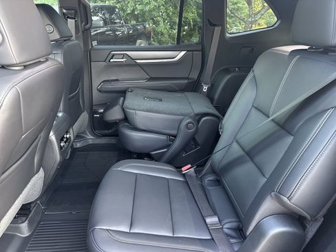 New 2026 GMC Acadia Elevation w/ Black Edition FWD image 6