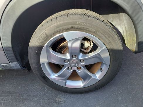 Used 2019 Honda HR-V LX image 14
