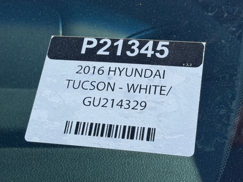 Used 2016 Hyundai Tucson Limited w/ Option Group 03 FWD image 33
