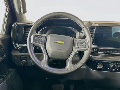 Used 2023 Chevrolet Silverado 1500 LT AWD/4WD image 17