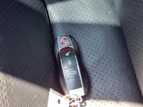Used 2014 Porsche 911 Carrera image 25