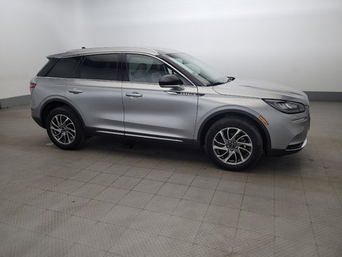 Used 2022 Lincoln Corsair AWD w/ Equipment Group 101A image 11