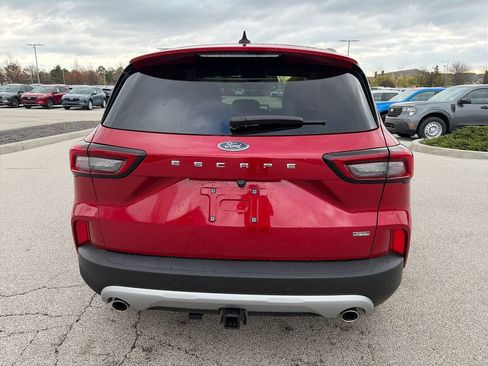 Used 2025 Ford Escape SE w/ Class II Trailer Tow Package image 6