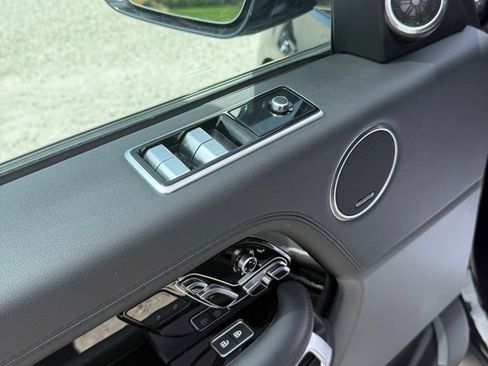 Used 2021 Land Rover Range Rover Westminster Edition image 25