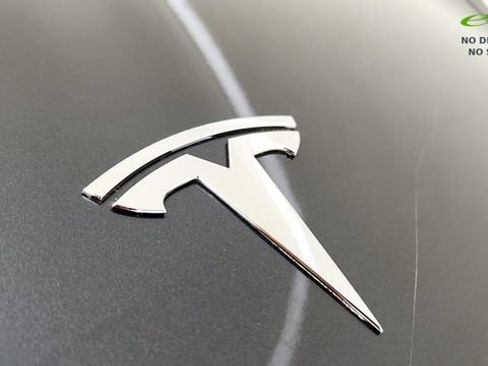 Used 2024 Tesla Model Y Performance AWD/4WD image 30