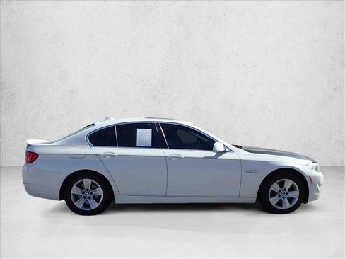 Used 2013 BMW 528i xDrive Sedan AWD/4WD image 5
