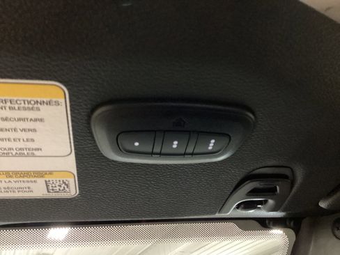 Used 2025 Jeep Wrangler Unlimited Rubicon 4xe w/ Convenience Group image 16