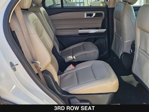 Used 2021 Ford Explorer XLT w/ Equipment Group 202A image 29