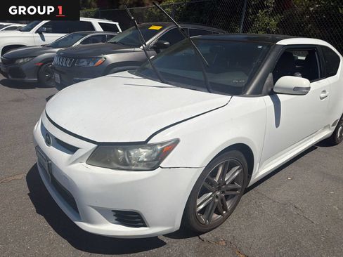 Used 2011 Scion tC FWD image 1