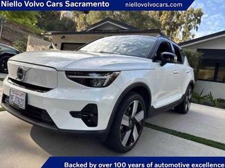 Used 2023 Volvo XC40 Recharge Ultimate video 1