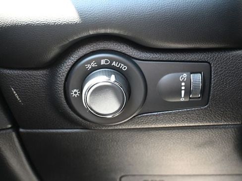 Used 2025 Dodge Durango R/T AWD/4WD image 42