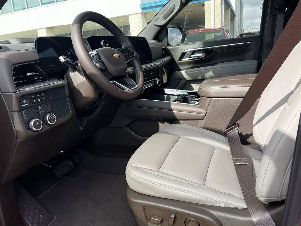 Used 2026 Chevrolet Tahoe LT w/ Comfort Package RWD image 25