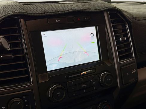 Used 2018 Ford F150 XLT w/ Equipment Group 302A Luxury image 17