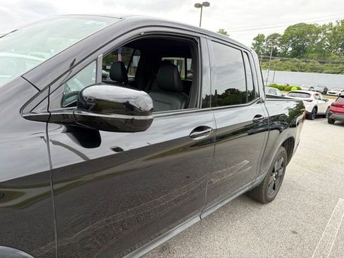 Used 2017 Honda Ridgeline Black Edition image 4