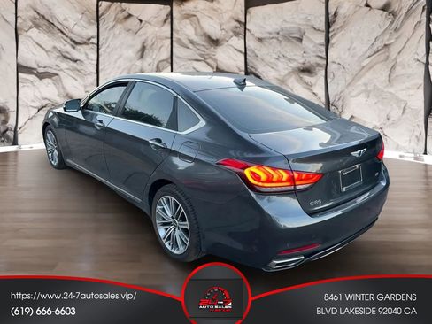 Used 2018 Genesis G80 3.8 RWD image 11