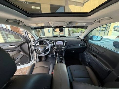 Used 2018 Chevrolet Equinox Premier FWD image 5