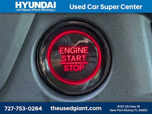 Used 2025 Honda Pilot EX-L image 40