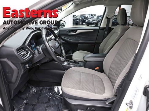 Used 2022 Ford Escape SE w/ Convenience Package AWD/4WD image 14