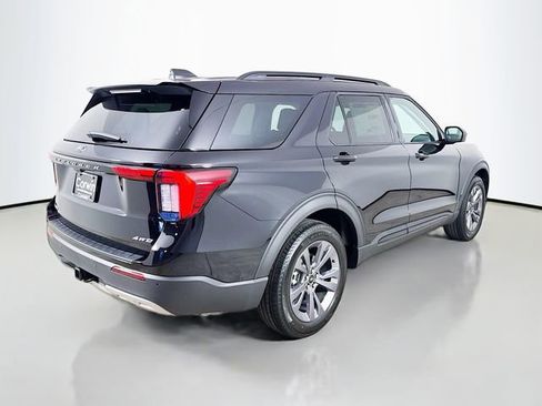 New 2026 Ford Explorer Active w/ Active Comfort Package image 7