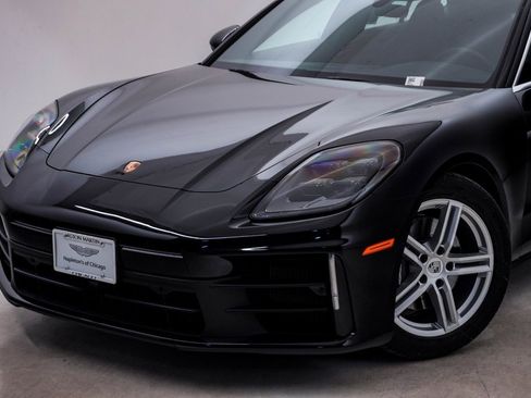 Used 2025 Porsche Panamera 4 image 4