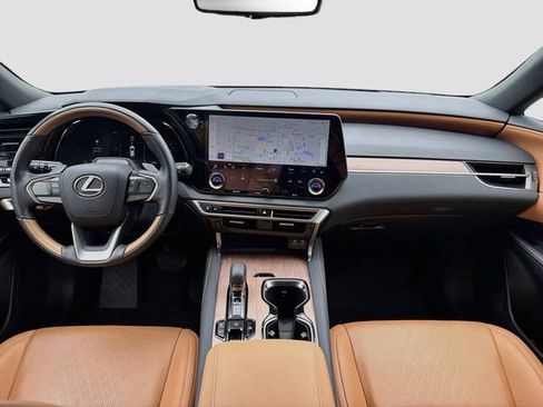Used 2025 Lexus RX 350 w/ Convenience Package AWD/4WD image 17
