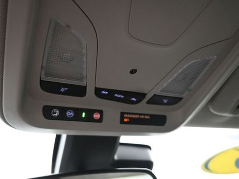 Used 2016 Chevrolet Impala LTZ image 33