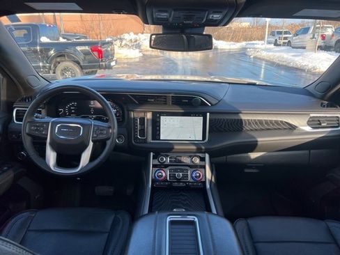Used 2023 GMC Yukon Denali w/ Max Trailering Package image 22