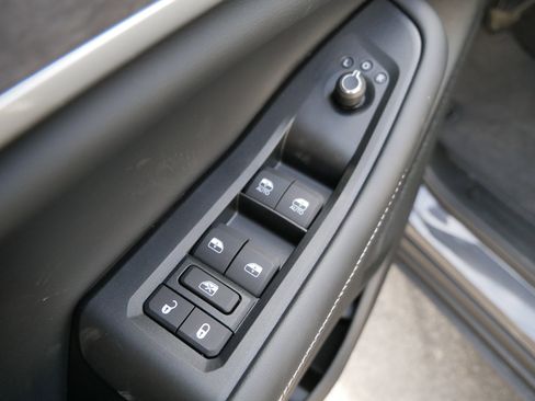 New 2025 Jeep Grand Cherokee L Limited image 7