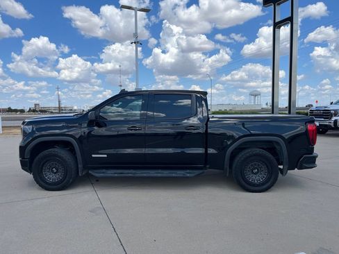 Used 2022 GMC Sierra 1500 Elevation RWD image 3