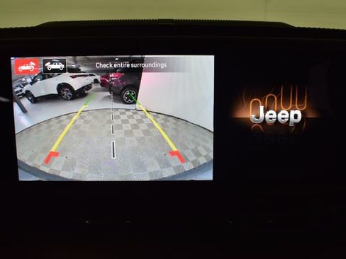 Used 2024 Jeep Wrangler High Altitude AWD/4WD image 24