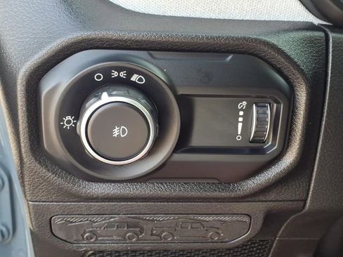 Used 2024 Jeep Wrangler Unlimited Sport AWD/4WD image 13